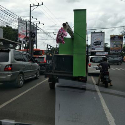Pengantaran Paket Laundry